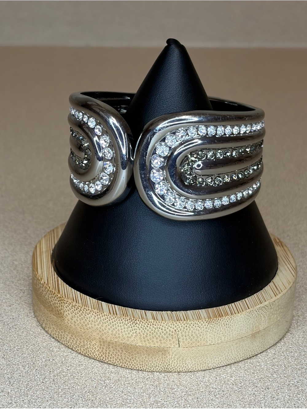 Premier Designs “Dazzle” 2013 Cuff Bracelet - Picture 5 of 10